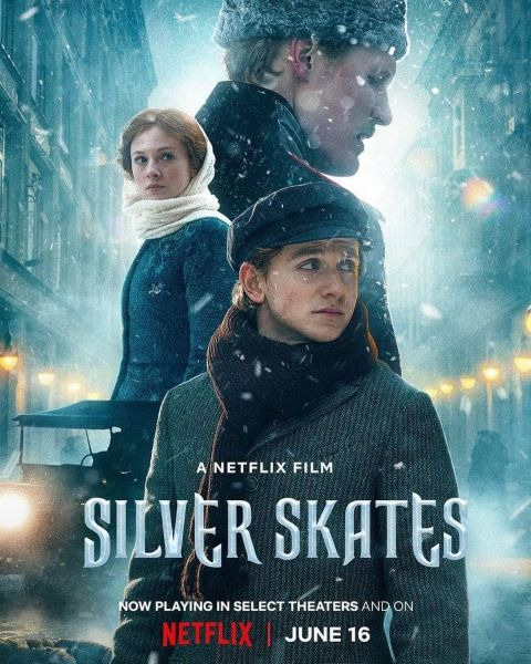 Giày Bạc Trên Băng - Silver Skates